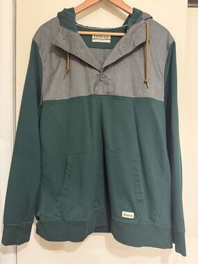 Dravus Men’s Forest Green Pullover Hoodie with Heather Gray Yoke